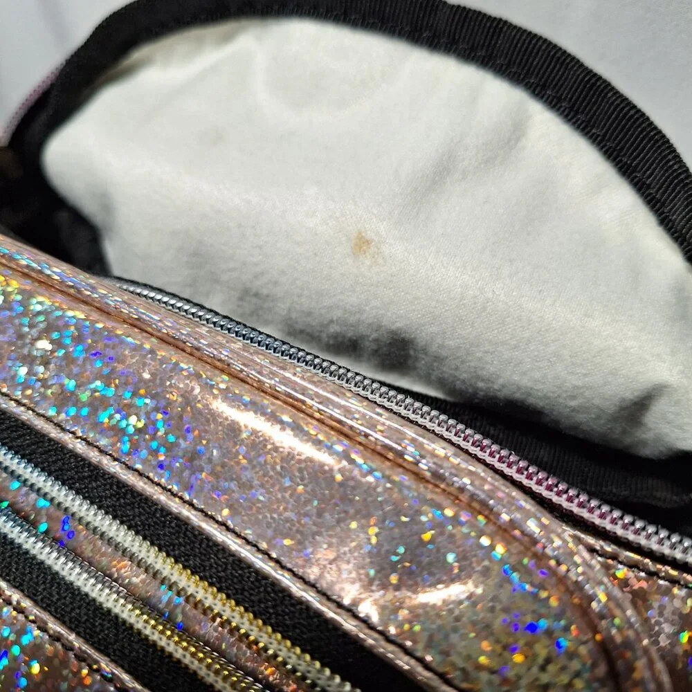 Vibedration Sling/Fanny Pack - Pink - Used - Picture 9 of 15